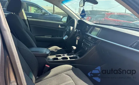 2019 Kia Optima Lx from USA, damaged, VIN 5XXGT4L38KG378314